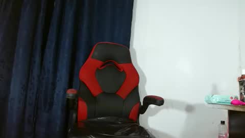 Michelle online show from December 19, 5:03 am