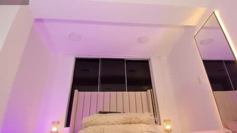 Alisson  online show from November 8, 5:54 am