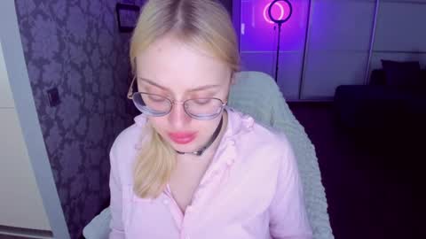 alinaocean online show from May 15, 6:55 am