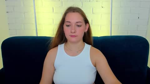 Snapshot of alinawise chatting on September 17, 1:20 am alinawise online show from September 17, 1:20 am