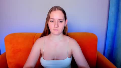Snapshot of alinawise chatting on February 17, 7:26 am alinawise online show from February 17, 7:26 am