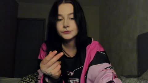 Aline Greeeen online show from April 23, 12:29 pm