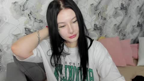 Aline Greeeen online show from February 3, 9:30 am