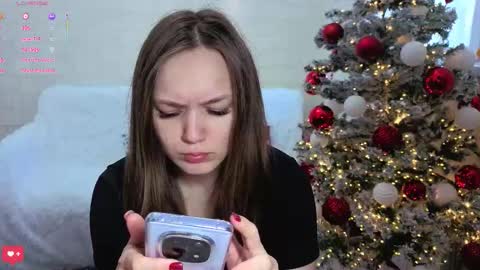 alisawyn online show from December 16, 3:46 am