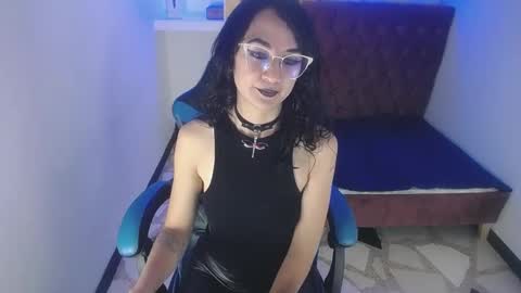 ALISON MOON online show from September 13, 3:03 pm