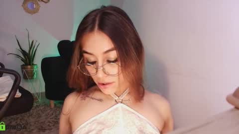  ALISS  online show from November 4, 6:20 pm