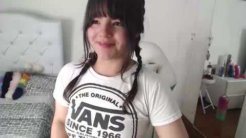 alissa_morrison online show from April 21, 7:10 pm