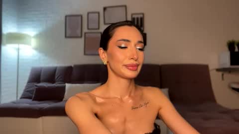 Alissa online show from November 5, 8:33 pm