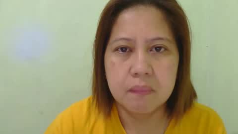 alissalove18 online show from January 6, 10:47 pm