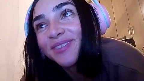 Alisson369  online show from February 19, 5:49 pm