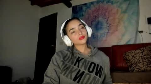 Alisson369  online show from November 18, 10:46 pm