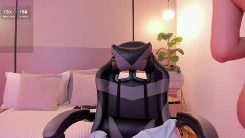 alisson_81 online show from June 5, 6:52 am