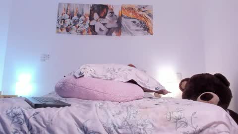 Goddess  online show from November 5, 1:29 am