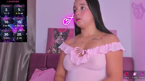 Alisson  online show from November 20, 1:10 pm