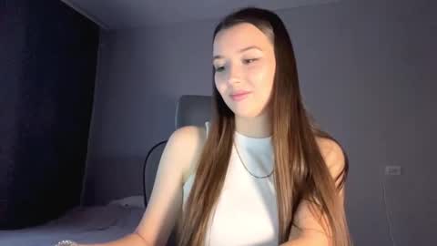 Annie online show from November 20, 10:03 am