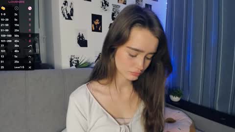 Alivia online show from October 25, 10:03 am