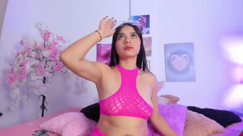 aliyah_sweet online show from June 25, 3:25 am
