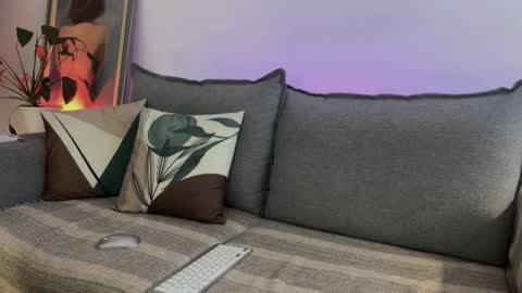 Alice  John online show from February 8, 5:27 pm