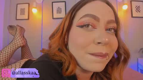 Laura online show from April 22, 6:09 am