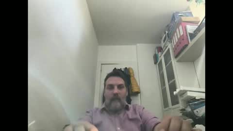 allenvic online show from March 18, 10:10 am