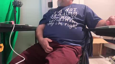 Allergictolove online show from February 10, 4:52 am