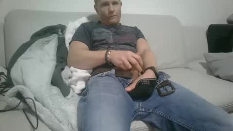 Snapshot of alles594462 chatting on December 30, 5:55 pm alles594462 online show from December 30, 5:55 pm