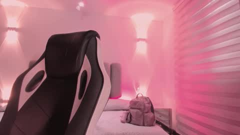 ALLICE online show from December 20, 12:01 pm