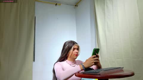 Alliison Foxx online show from April 22, 1:07 pm