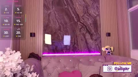 allison_parker1_ online show from January 17, 12:36 pm