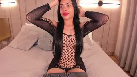 Allison whitee online show from April 24, 4:03 am