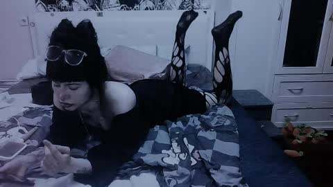 Alis online show from May 23, 6:04 pm