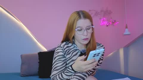 Alli  online show from April 8, 11:57 am