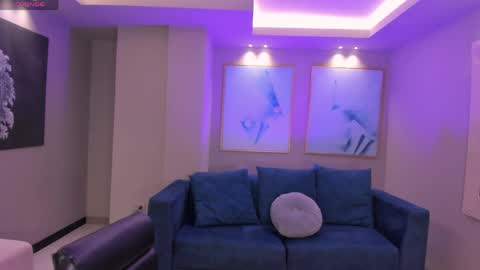 Allison Rogers online show from April 17, 10:39 am