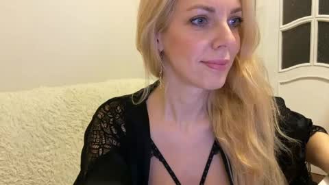 Nika online show from May 26, 6:36 pm