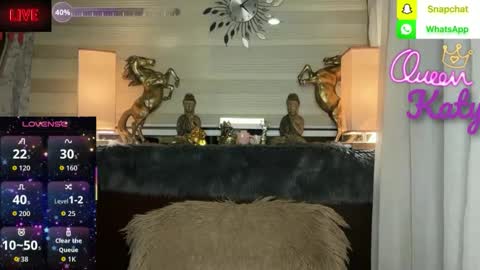 Queen Majesty Katy online show from April 15, 4:27 am