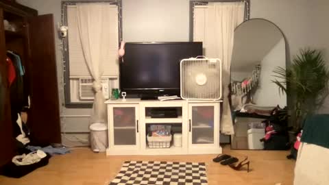 Snapshot of allyanalangel chatting on March 4, 11:54 pm allyanalangel online show from March 4, 11:54 pm