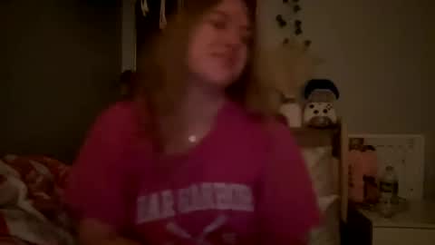 Snapshot of allyanalangel chatting on February 19, 10:09 pm allyanalangel online show from February 19, 10:09 pm