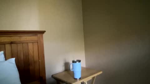 Snapshot of allyanalangel chatting on October 1, 2:27 pm allyanalangel online show from October 1, 2:27 pm