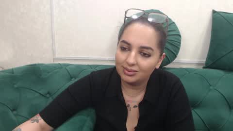         online show from April 4, 6:59 pm