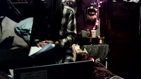 allymoon1369 online show from April 13, 10:30 am