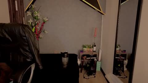 ALMMA online show from October 18, 3:49 pm