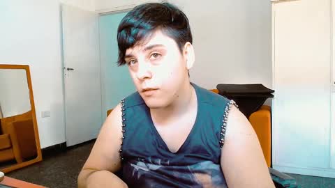 Almond online show from January 10, 9:20 pm