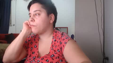 Almond online show from April 29, 1:54 am