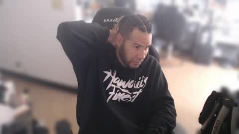 simplyfaded online show from February 16, 8:22 pm