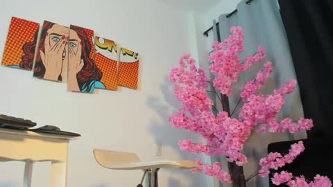 alondra online show from April 28, 10:52 am