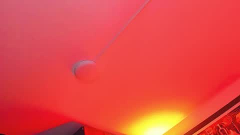 alpha_dominus_ online show from December 3, 6:36 am