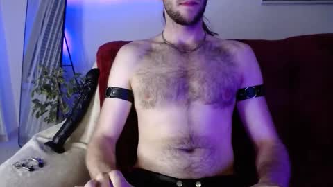 Alpha Jax online show from May 12, 9:46 pm