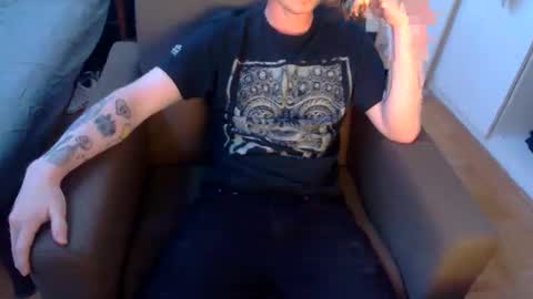 alternativedaddy97 online show from June 2, 5:48 pm