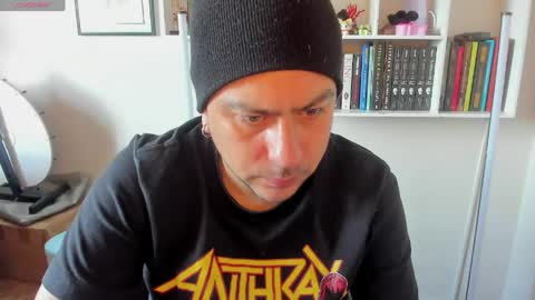 alucard_col666 online show from June 2, 12:51 pm
