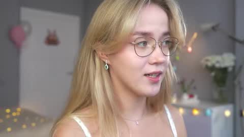 Amelia NEXT STREAM  online show from April 3, 1:51 pm